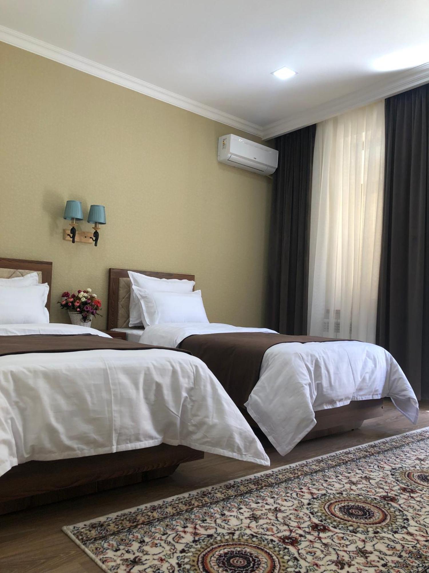 Sabrina Hotel Samarkand Esterno foto